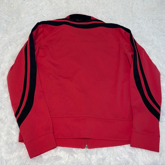 Nike Zip Up Jacket in Great Condition - Picture 8 of 9